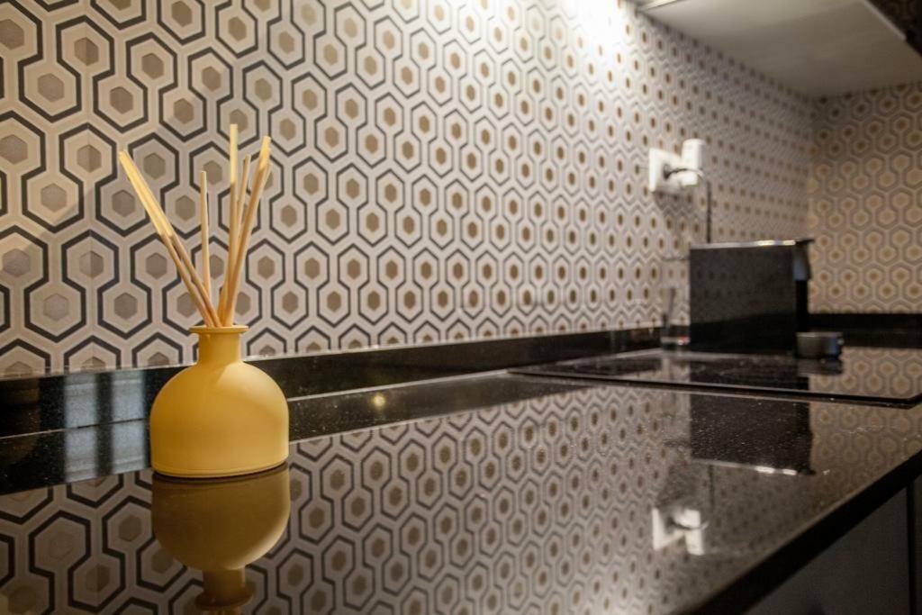 Mediterranean Flats Plaza Redonda Валенсия Экстерьер фото